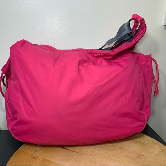 Puma Retro Sport Nylon Crossbody Hot Pink Shoulder Bag Ajustable Strap Tote Y2K - Picture 5 of 15